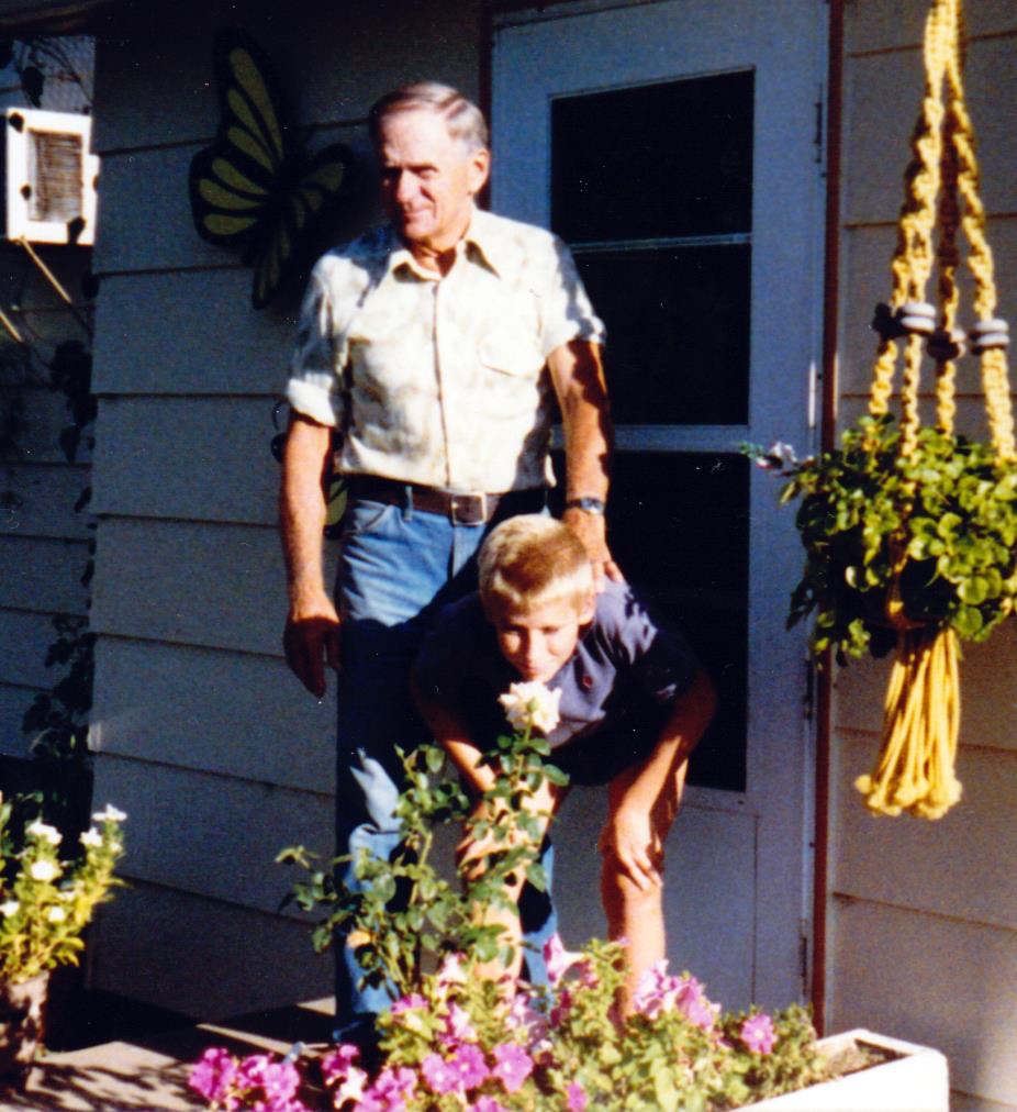 1987-08-Grandpa-Albert-Scott-Josh-Hildebrand.jpg